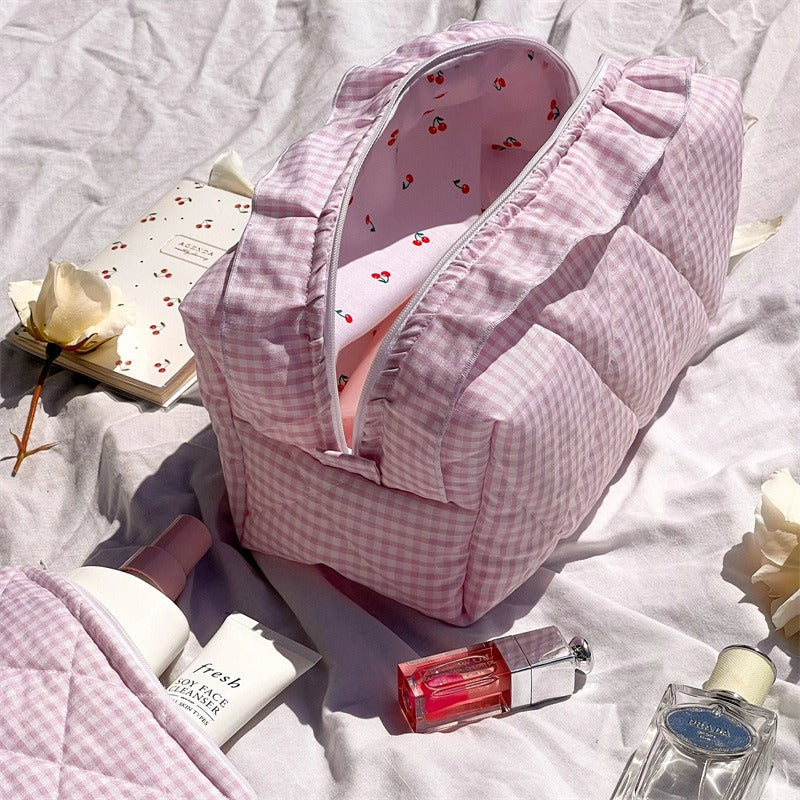 Wholesale Small Fresh Floral Makeup Large Capacity Storage Bag